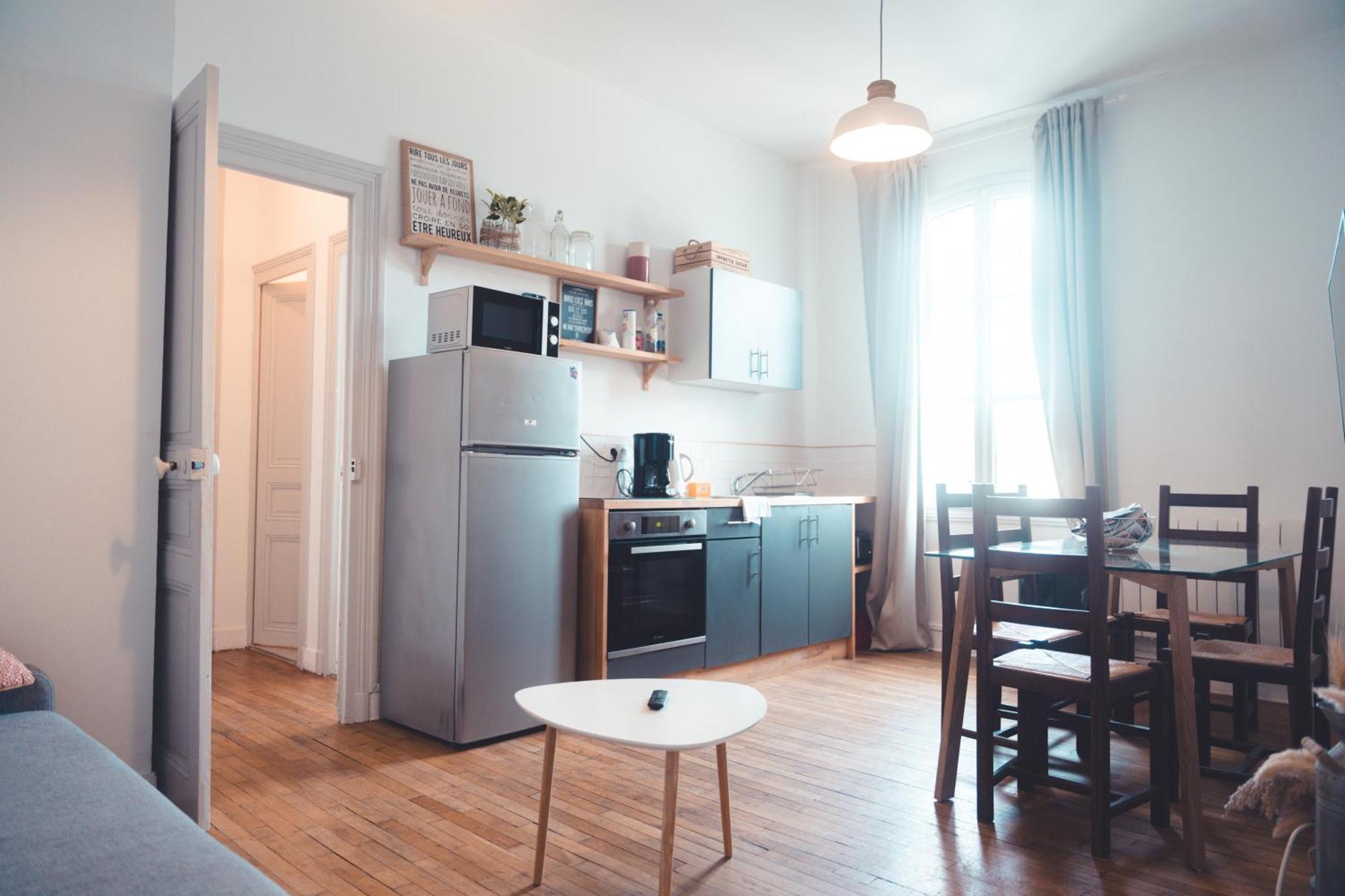 Le Ronsardien - Appartement Calme Et Confortable Tours Dış mekan fotoğraf